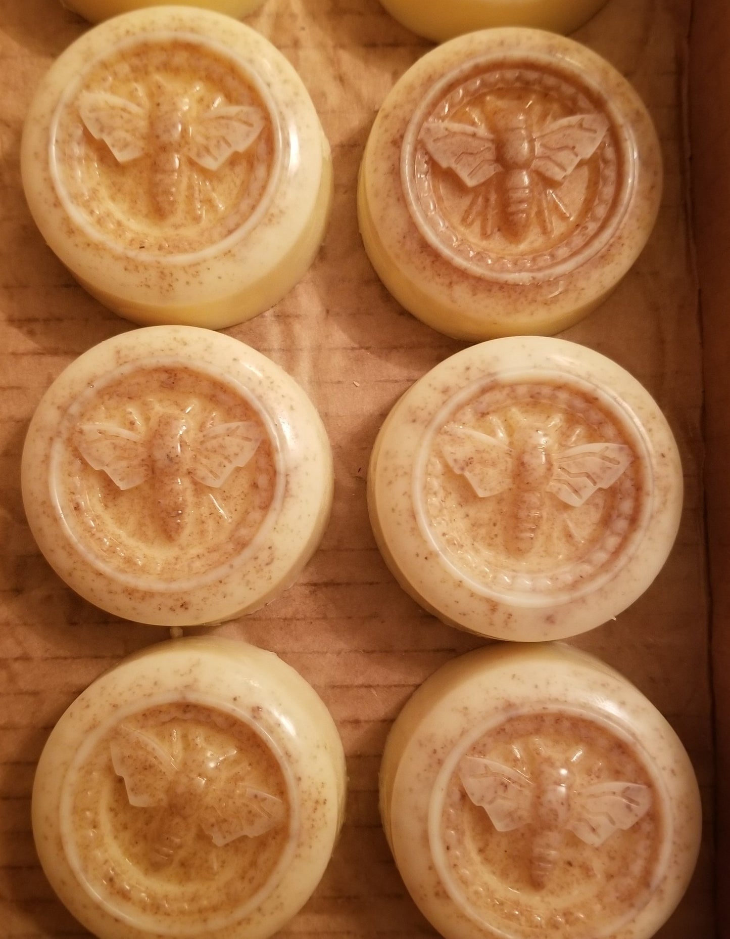 Honey/Beeswax Lotion Bar